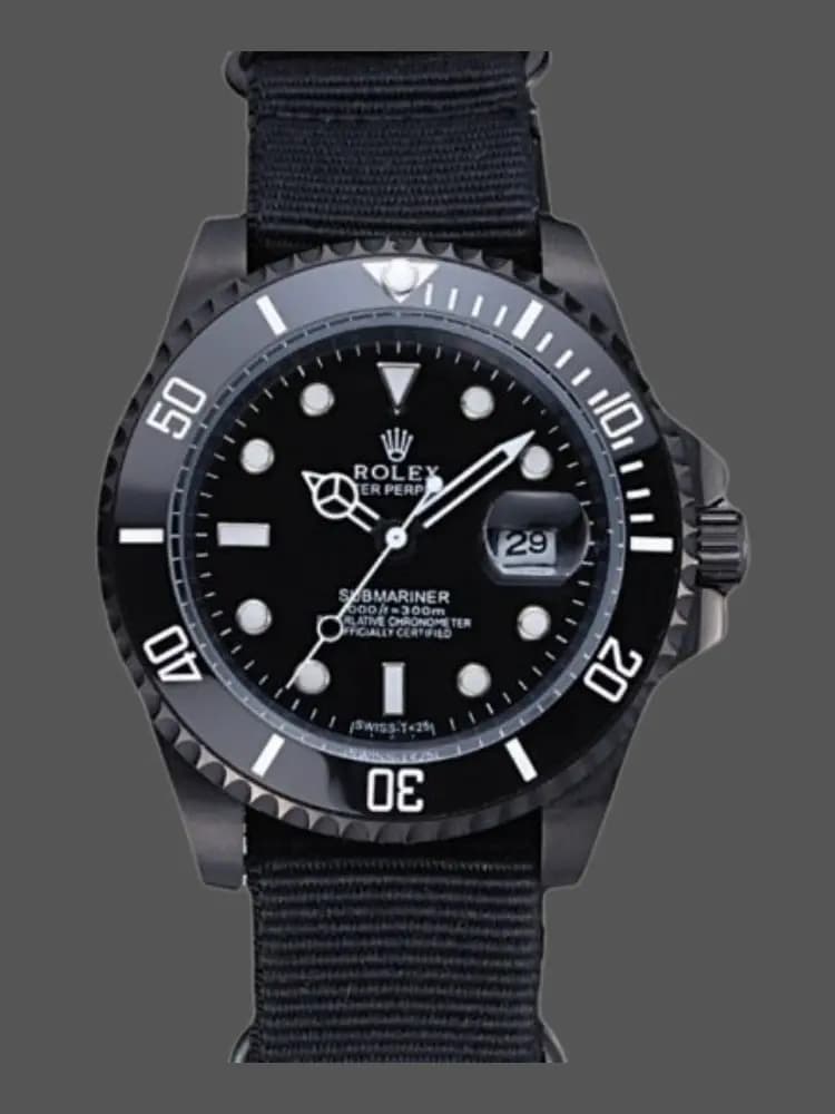 Rolex Submariner — view 1
