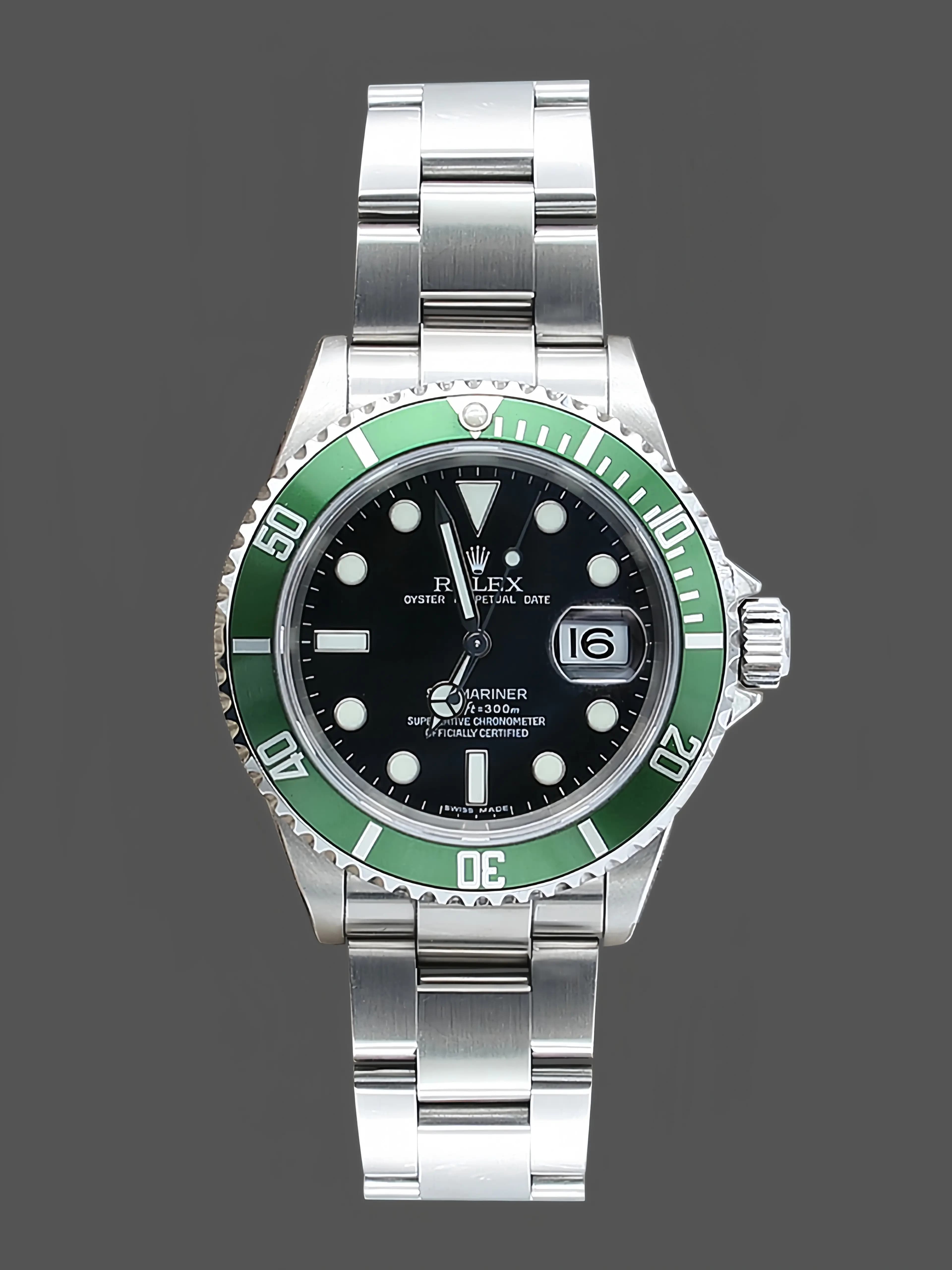 Rolex Submariner — view 1