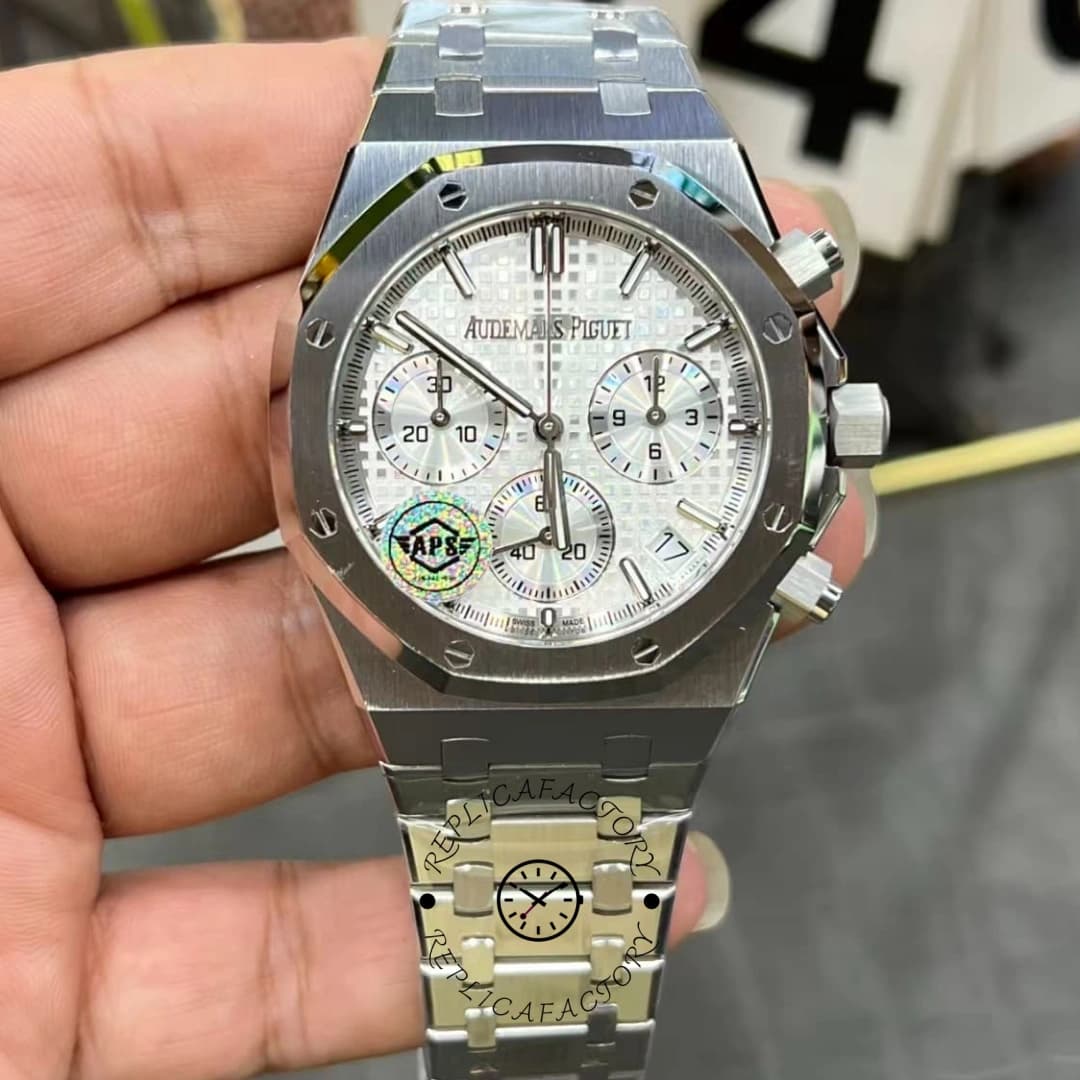 AP Royal Oak Chronograph 41 50th Anniversary 26240ST.OO.1320ST.03 Replica — view 1