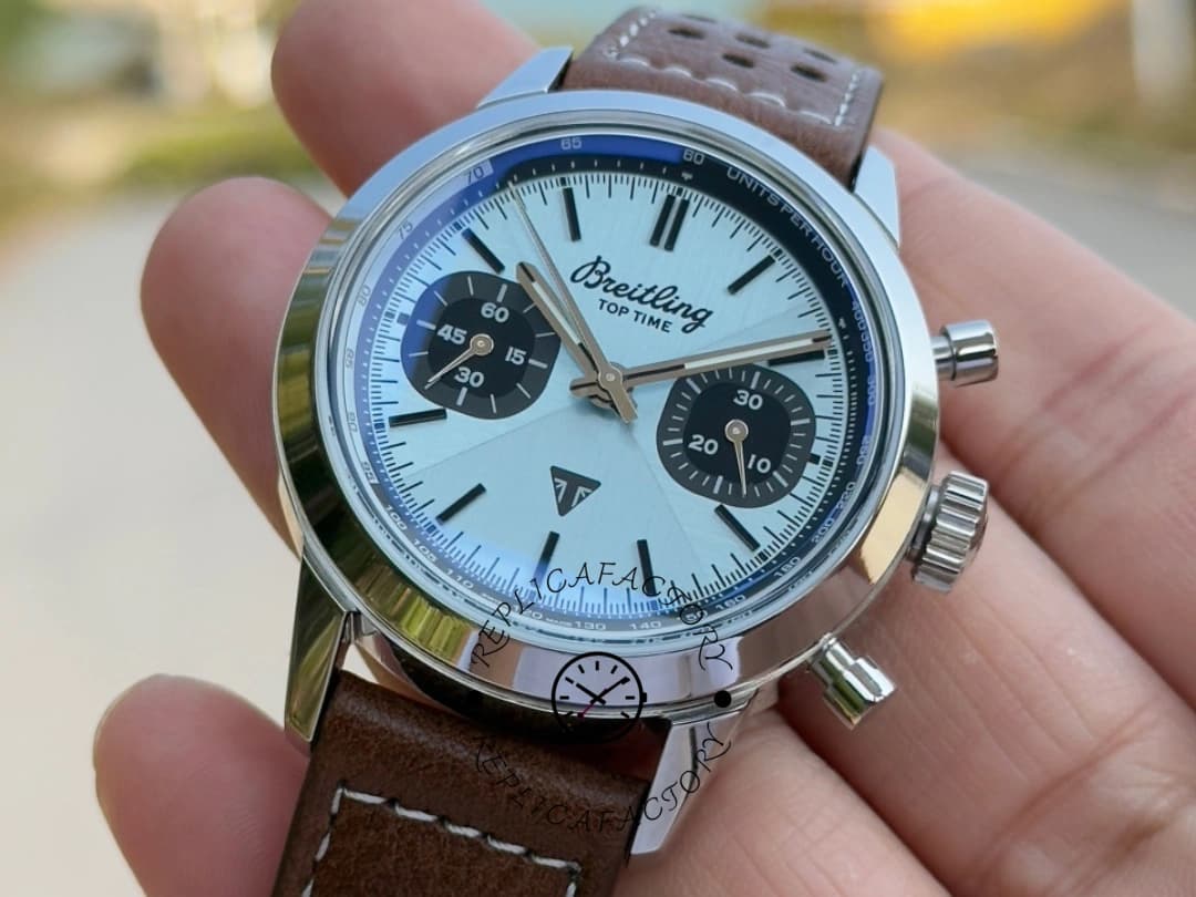 Breitling Top Time Triumph Automatic 42mm Strap Watch A23311121C1X1 Replica — view 1
