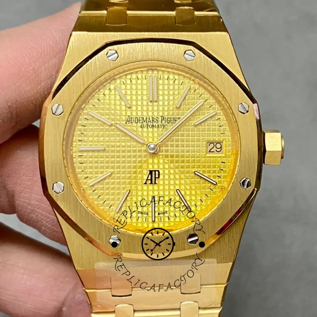 AP Royal Oak Jumbo Extra-Thin 1:1 Clone 15202BA.OO.1240BA.02 Champagne Dial — view 1