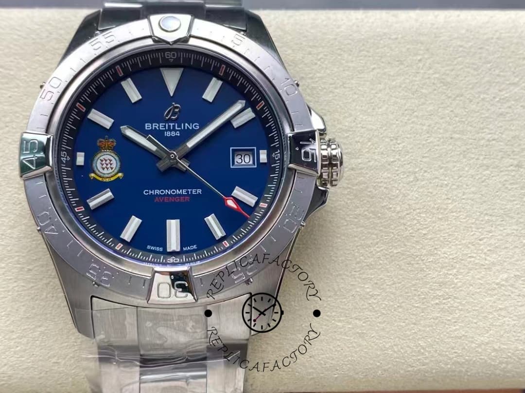 Breitling Avenger Automatic 42mm A173281A1C1A1 Blue Dial Replica — view 1