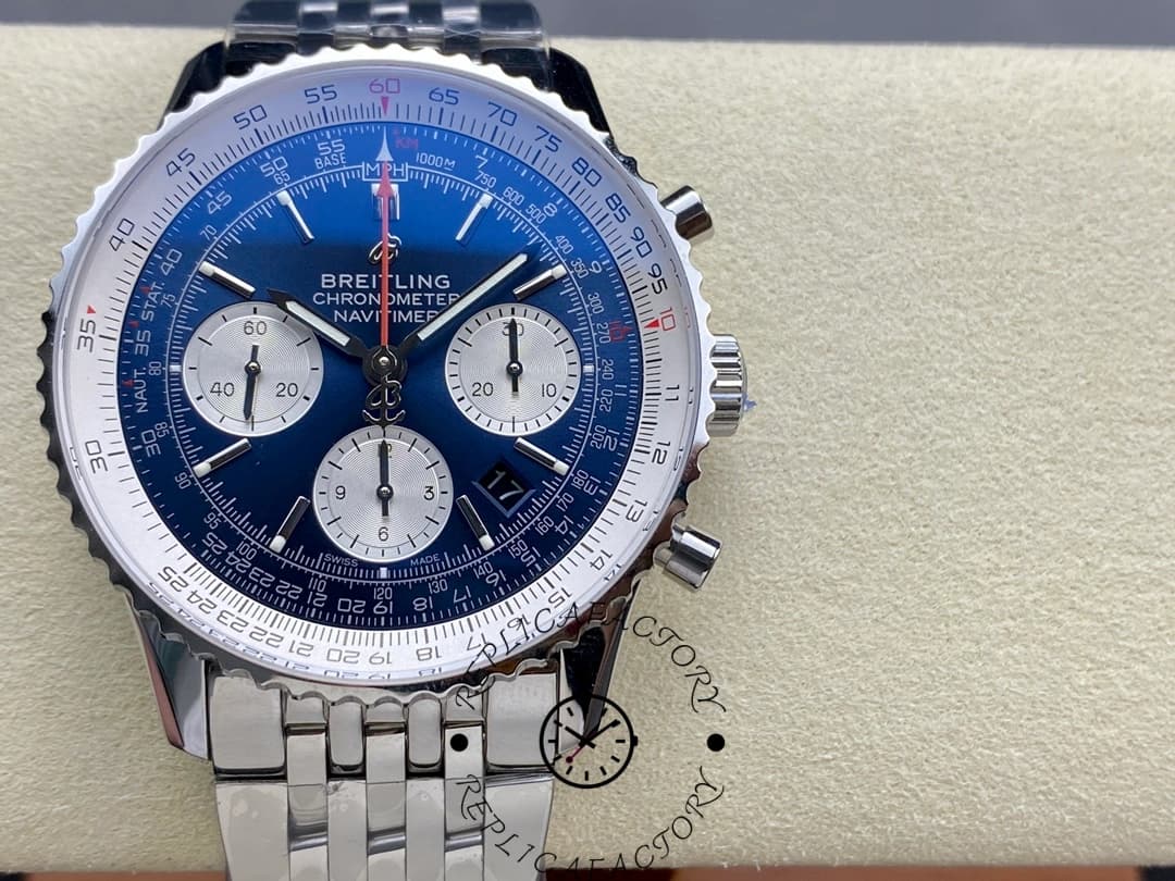 Breitling Navitimer B01 Chronograph 46mm AB0127211C1A1 — view 1
