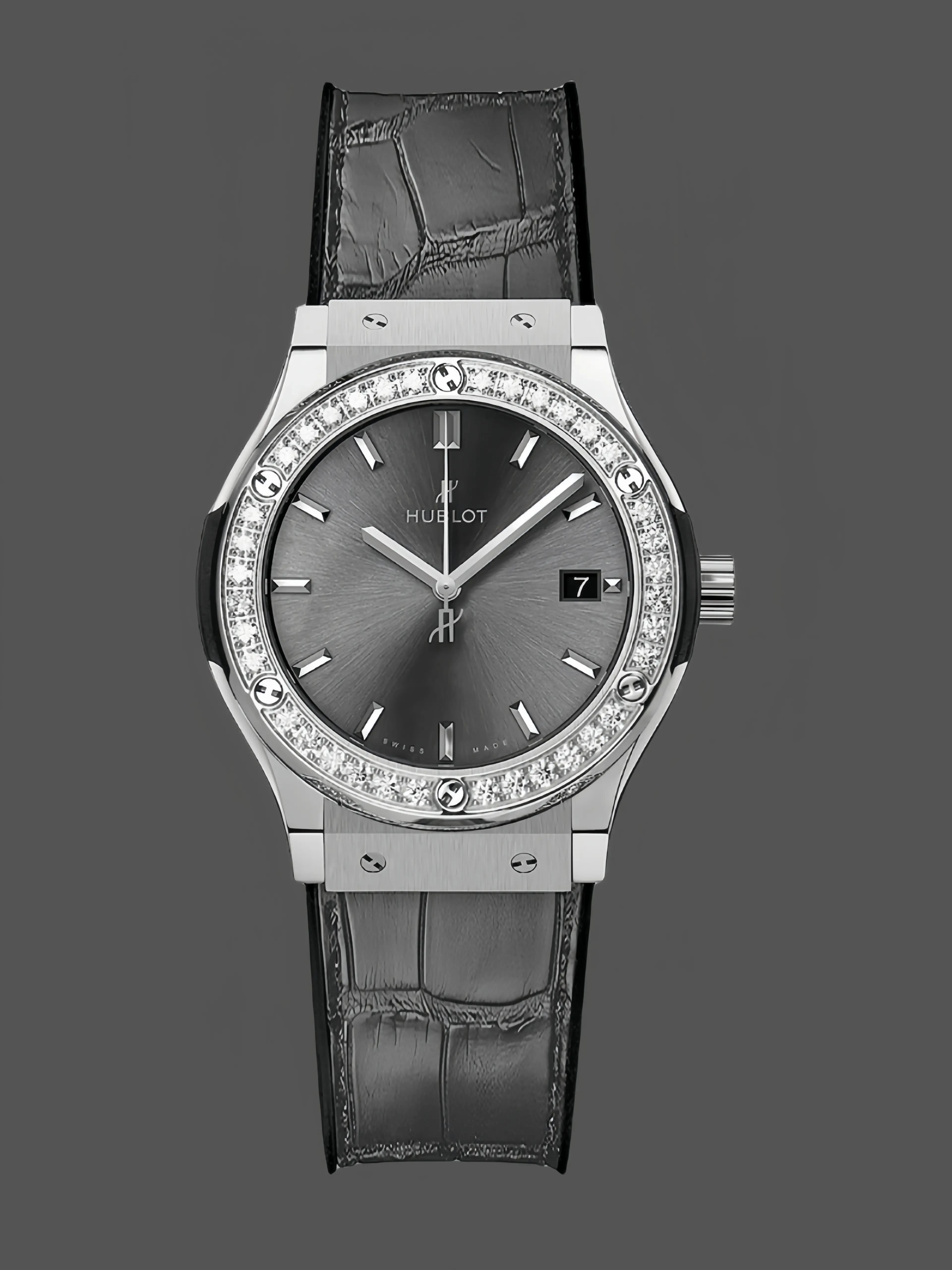 Hublot Classic Fusion 581.NX.7071.LR.1104 33mm Grey Lady Replica Watch — view 1