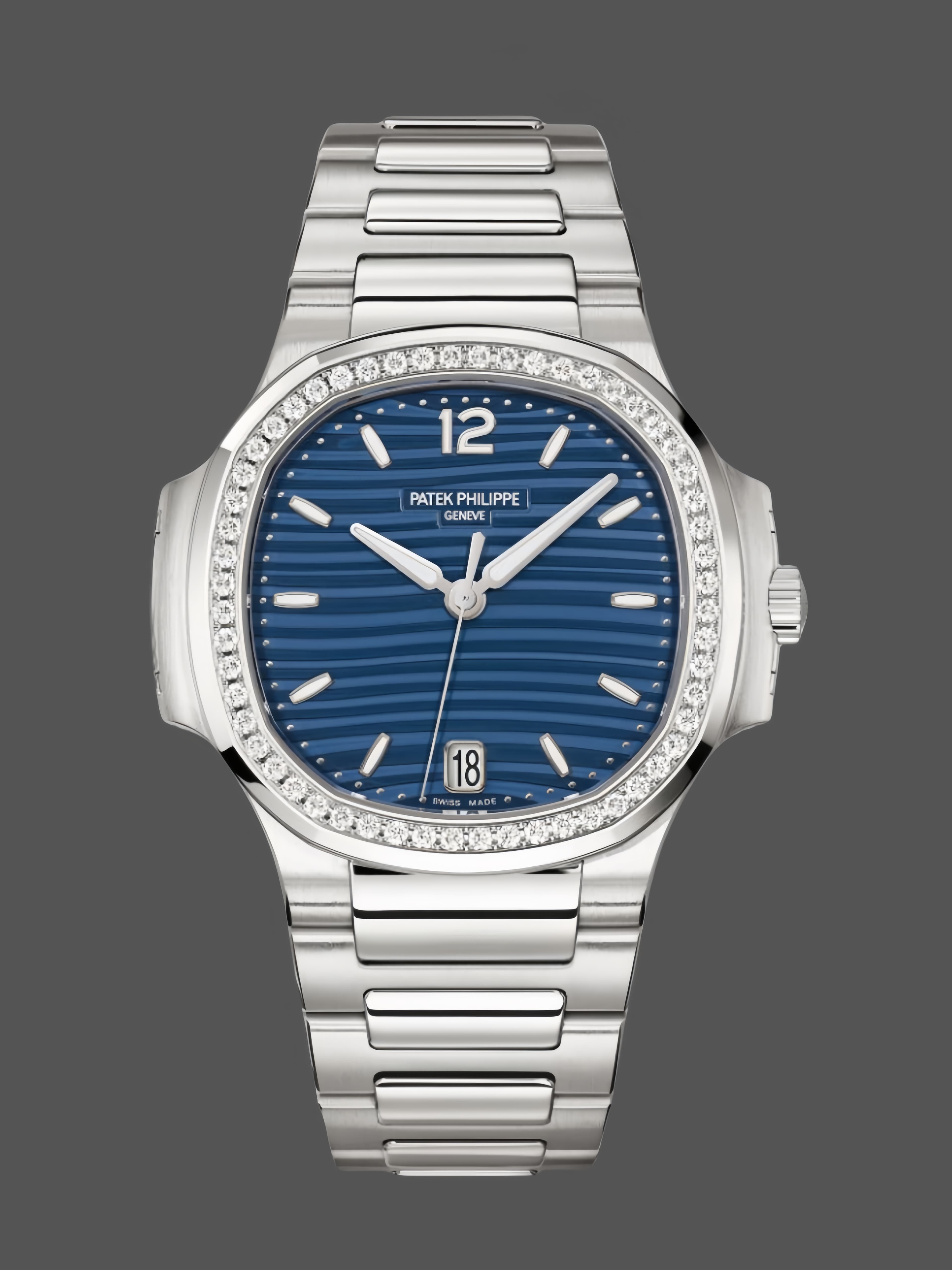 Patek Philippe Nautilus Ladies Stainless Steel Blue Dial 7118 1200A 001 35mm — view 1