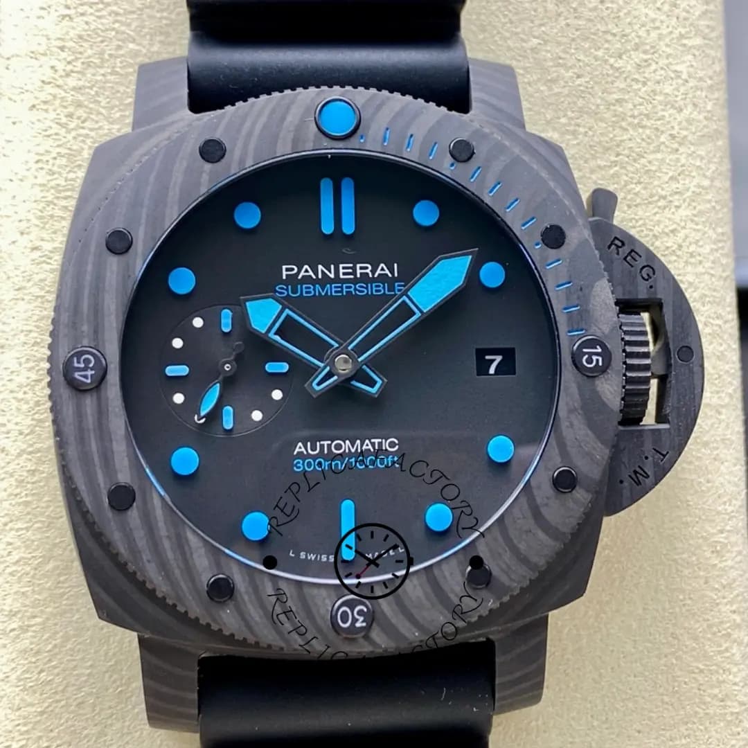 Panerai Luminor Submersible 42 3 Days PAM00960 Carbotech Black Dial Replica — view 1