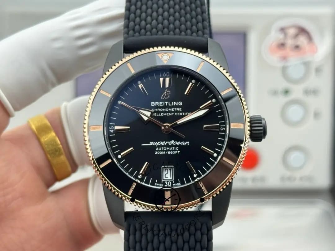 Replica Breitling UB20303A1B1S1 Superocean Heritage B20 DLC-Coated Black Dial — view 1