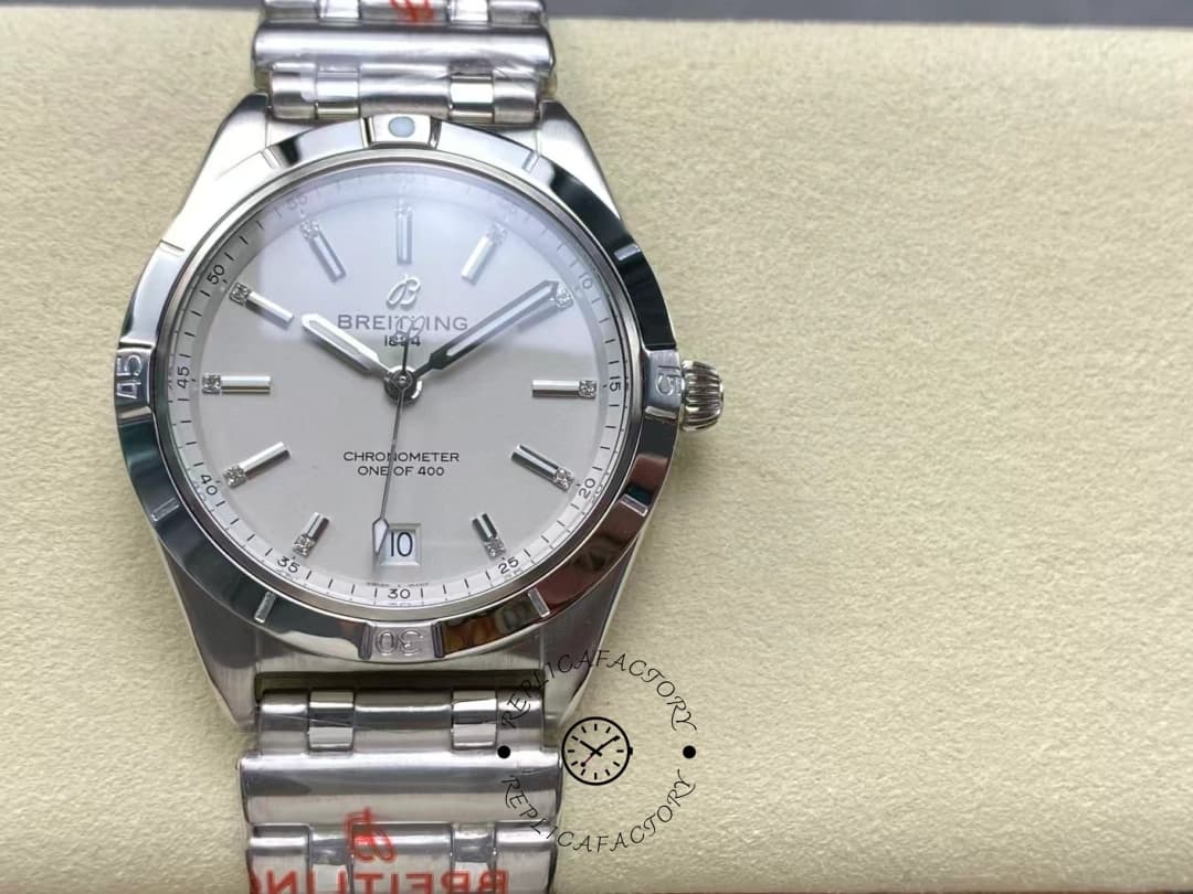Breitling Chronomat Automatic 36mm Grey Dial A103801A1G1A1 Replica — view 1