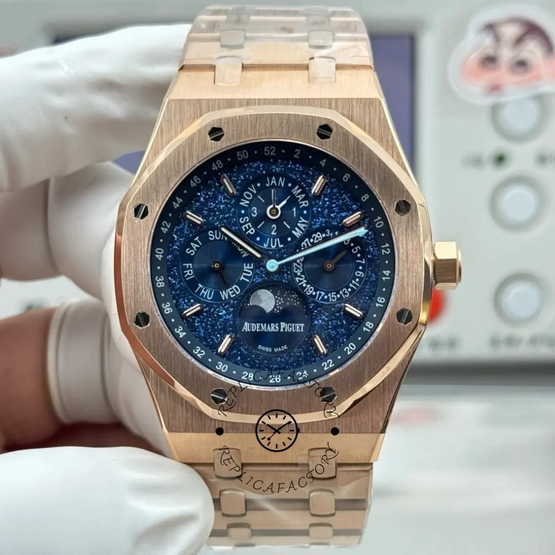 Replica AP Royal Oak Blue "Crystal Sky" Rose Gold 26574BC.OO.1220BC.02 — view 1