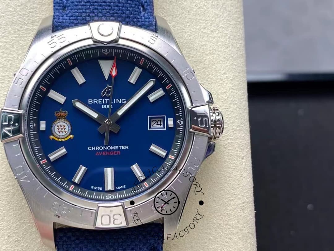 Breitling Avenger Automatic 42mm A173281A1C1X1 Blue Dial Replica — view 1