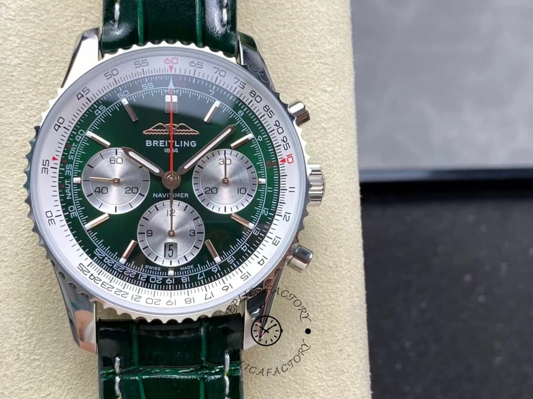 Breitling Navitimer B01 Chronograph AB01384C1L1P1 43mm Replica — view 1
