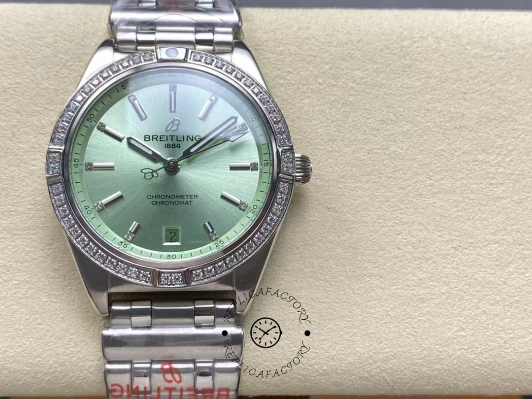 Breitling Chronomat Automatic 36 Mint Green Dial A10380591L1A1 Replica — view 1