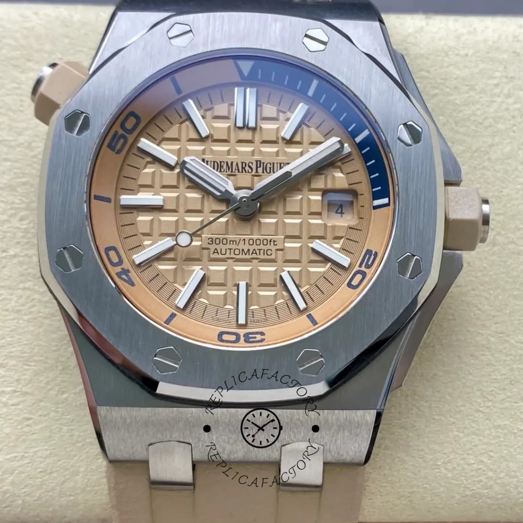 AP Royal Oak Offshore 15710ST.OO.A085CA.01 Diver Rubber 42mm Replica Beige Dial — view 1
