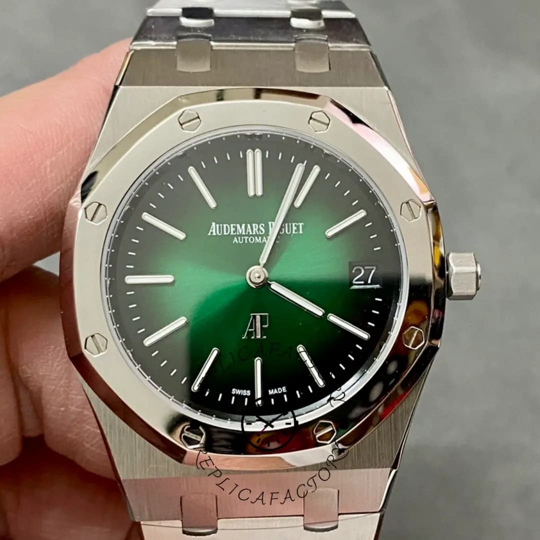 AP Royal Oak Jumbo Extra-Thin 39 15202PT.OO.1240PT.01 Smoked Green 1:1 Clone — view 1