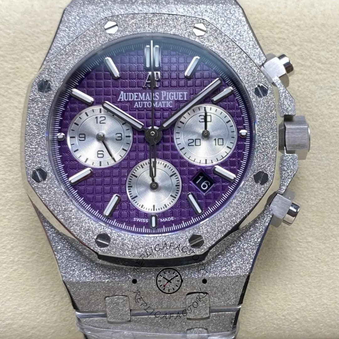 AP Royal Oak Frosted White Gold Purple Dial 26331BC.GG.1224BC.01 Replica — view 1