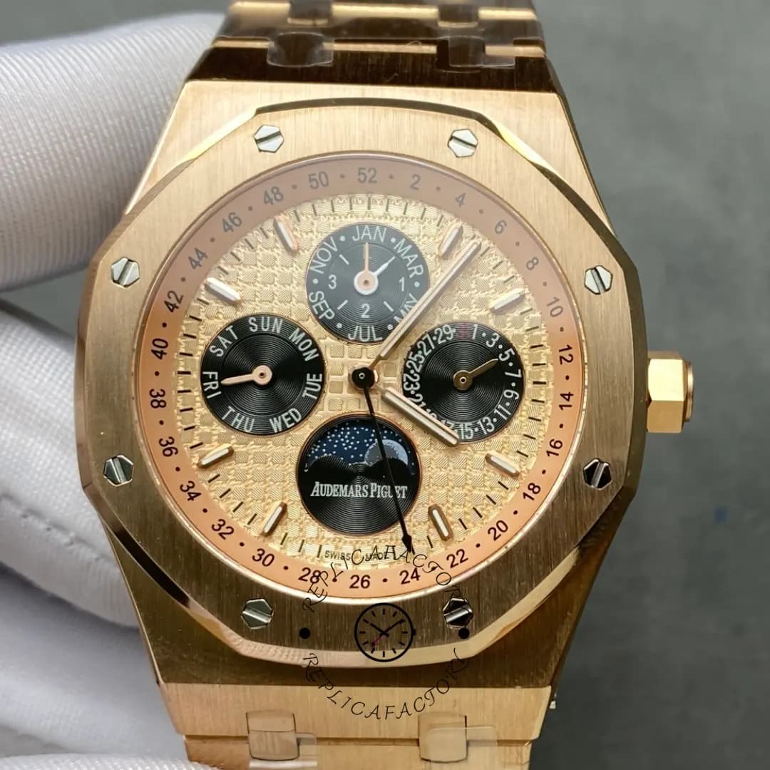 Replica AP 26584OR.OO.1220OR.01 Royal Oak Perpetual Calendar 41mm Watch — view 1