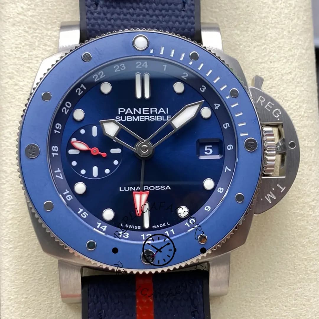 Panerai Submersible GMT Luna Rossa 42 PAM01507 1:1 Clone Titanium Men's Watch — view 1