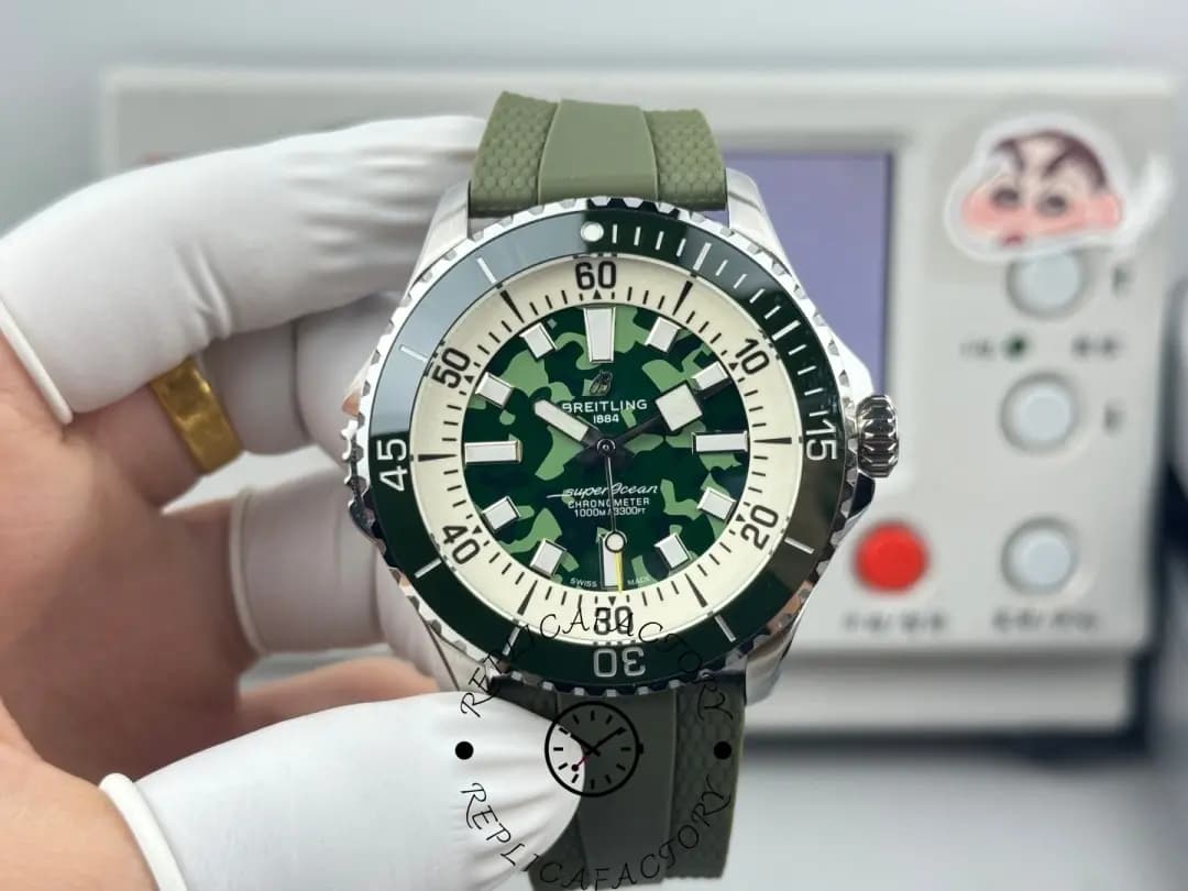 Breitling Superocean E10379D31L1S1 Replica Green Camouflage Watch — view 1