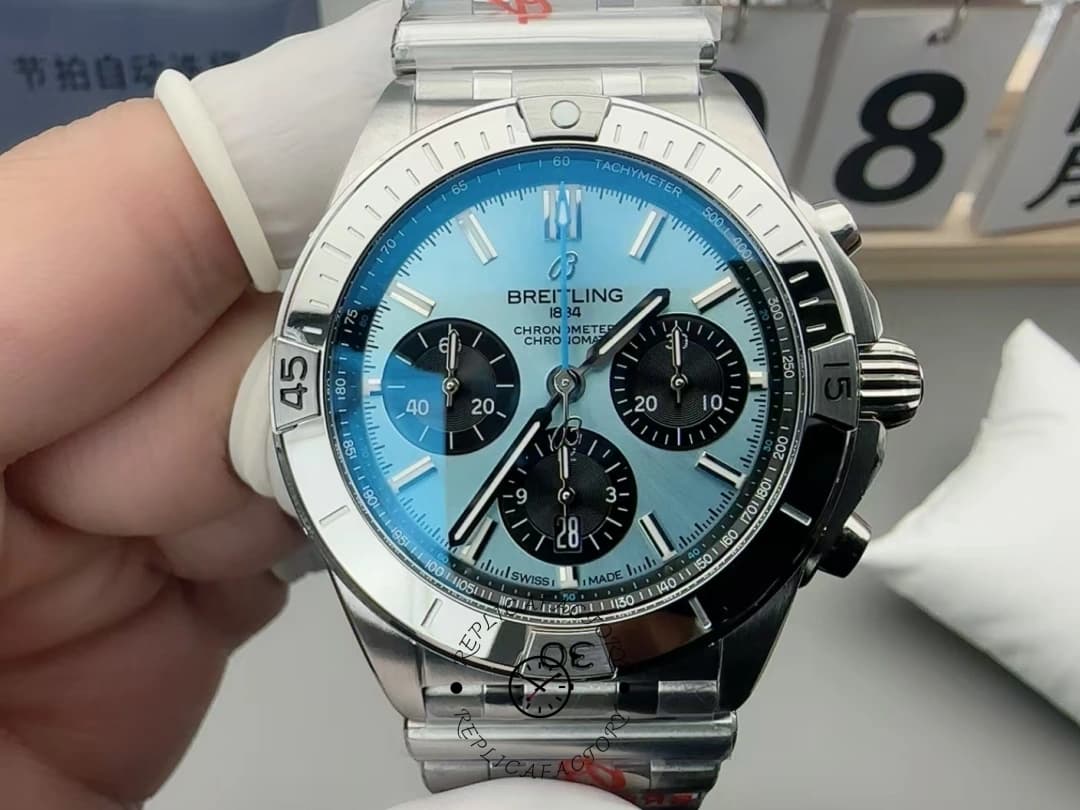 Breitling Chronomat B01 42 Steel Bracelet PB0134101C1S1 Replica — view 1