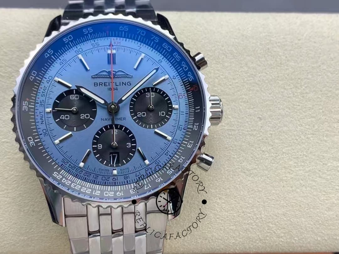 Breitling Navitimer B01 Chronograph 43 AB0138241C1A1 Replica — view 1