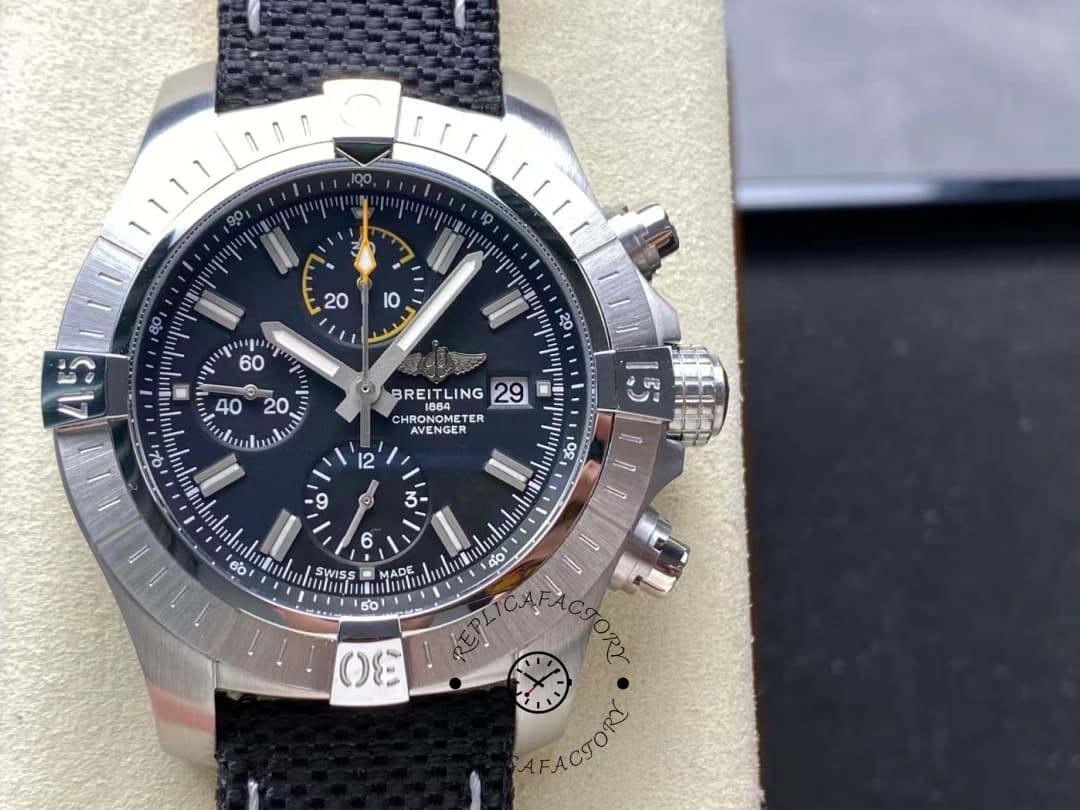 Breitling Avenger Chronograph 45 Replica A13317101B1X1 Nylon Men's Watch — view 1