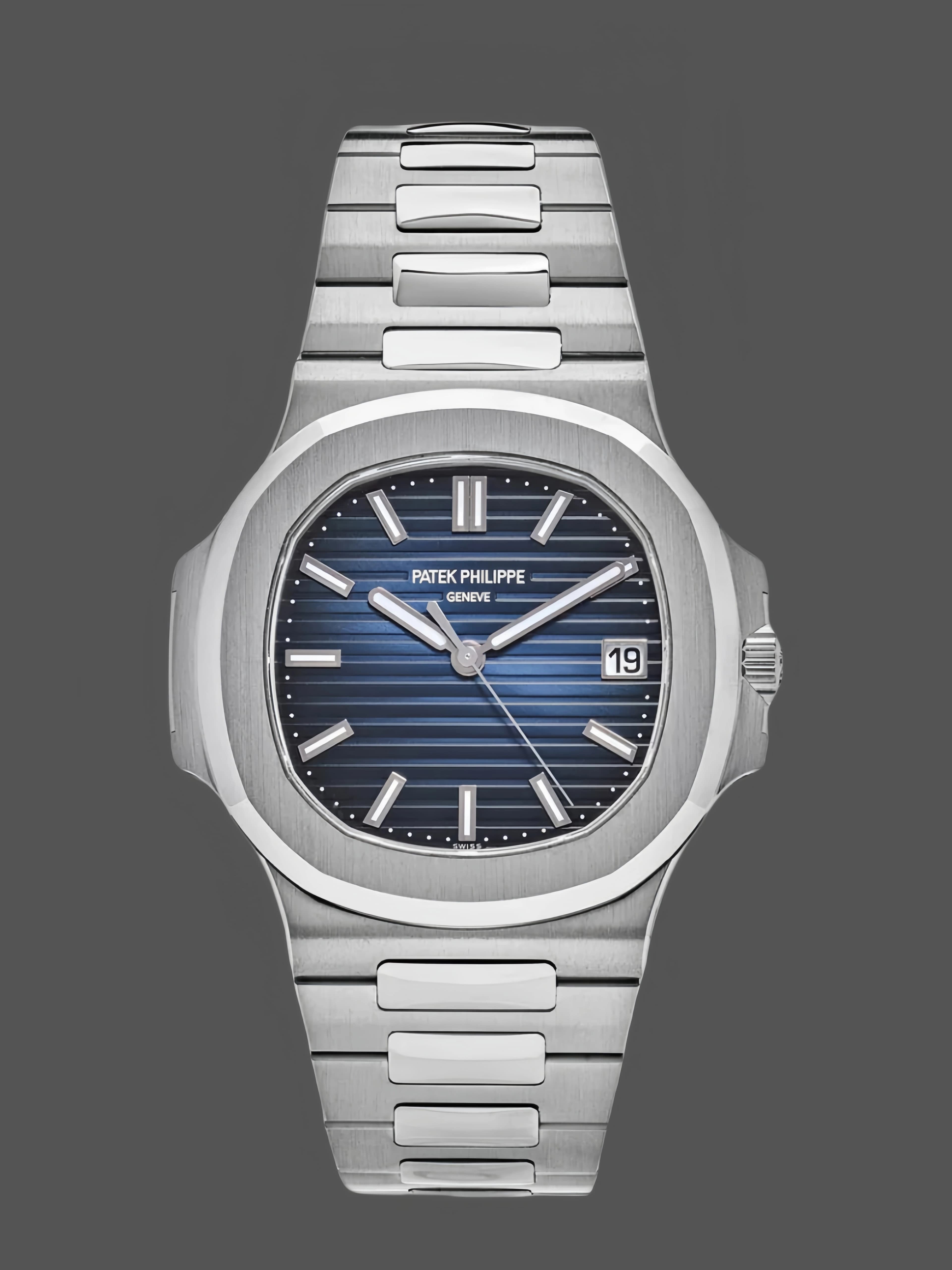 Patek Philippe Nautilus Self Winding Watch 5811 1G 001 Replica Watch — view 1