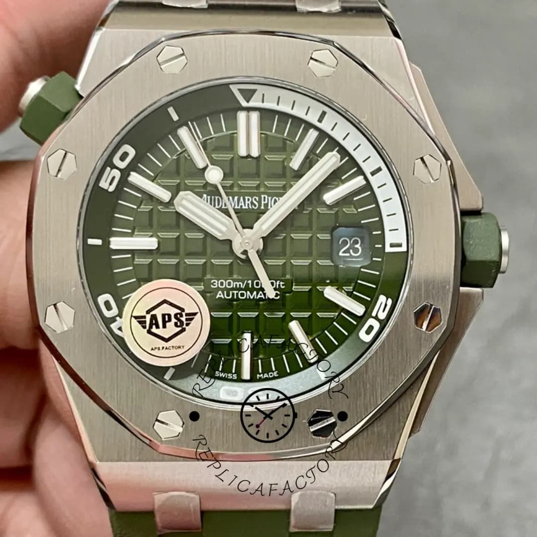 AP Royal Oak Offshore Green Dial 15710ST.OO.A052CA.01 1:1 Clone Diver Watch — view 1