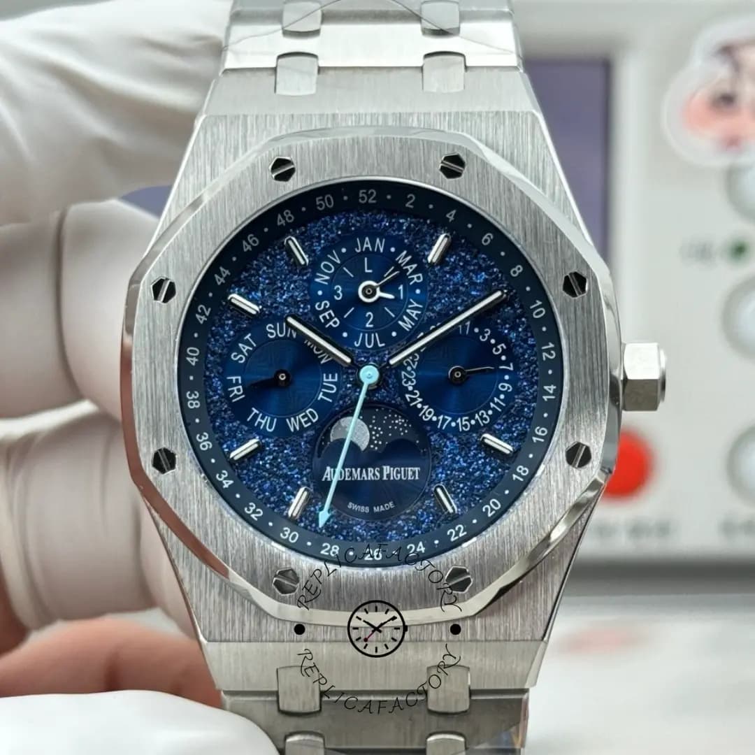 AP Royal Oak 1:1 Clone 26574BC.OO.1220BC.02 John Mayer Blue Crystal Sky — view 1