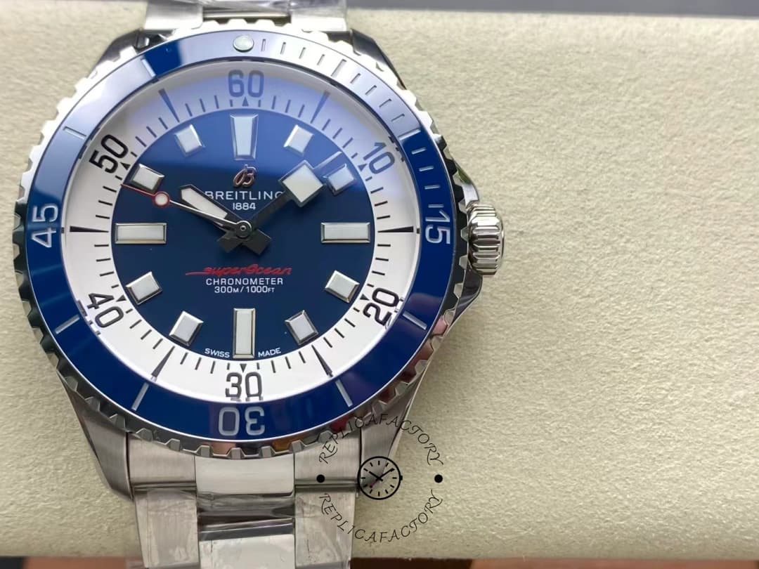 Breitling Superocean Replica A17375E71C1A1 Automatic Men's Diving Watch — view 1