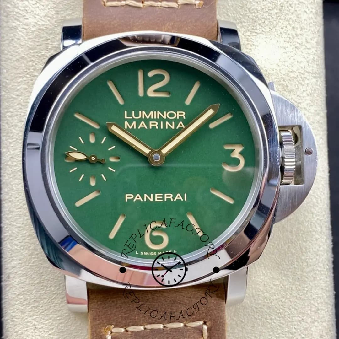 Panerai PAM00911 Luminor Marina 8 Days 44 1:1 Clone Green Dial Crown Guard — view 1