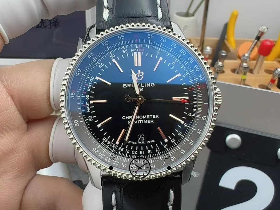 Breitling Navitimer Automatic 41mm A17326241B1P2 Replica — view 1