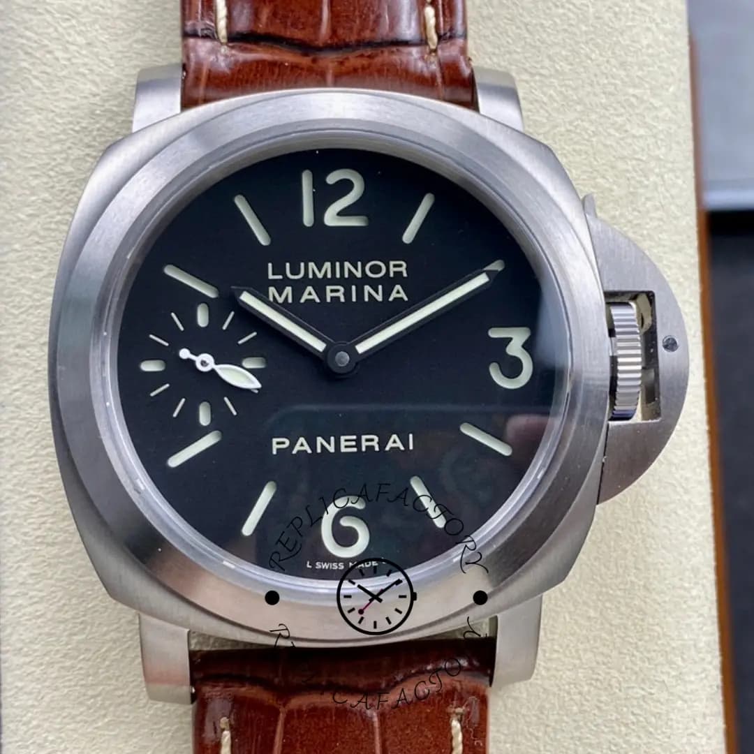 Panerai PAM00177 Luminor Marina 1:1 Clone 44 Black Dial Titanium Watch — view 1