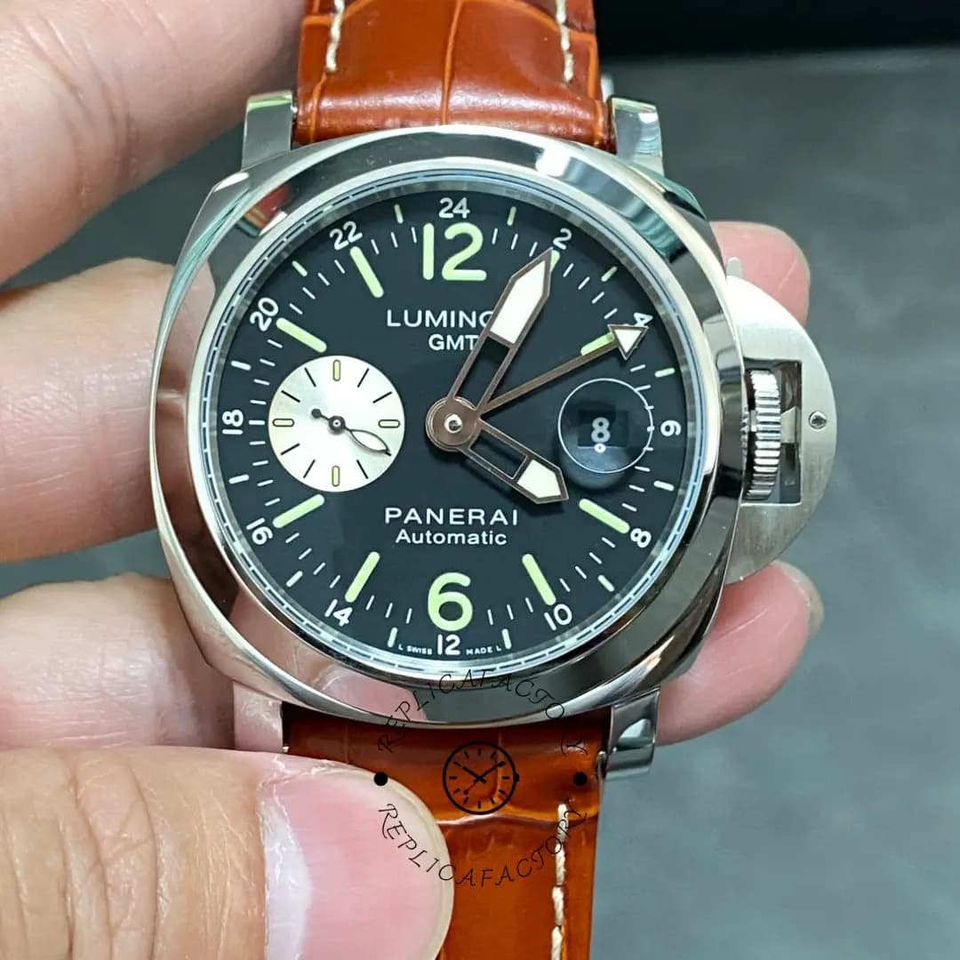 Panerai Luminor GMT PAM01088 Automatic Acciaio 1:1 Clone 44 Black Dial — view 1