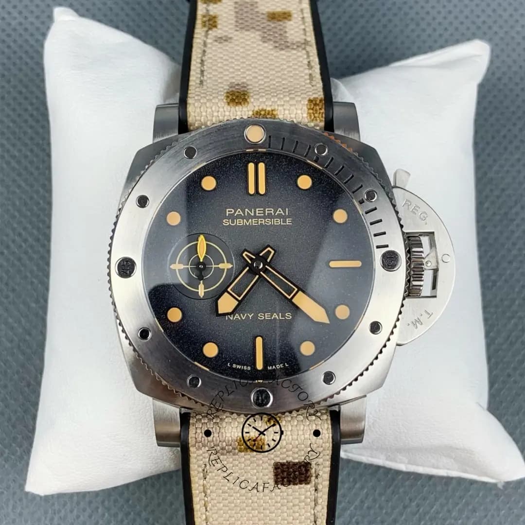 Panerai Luminor Submersible PAM01518 QuarantaQuattro Navy SEALs Replica Textile Strap — view 1