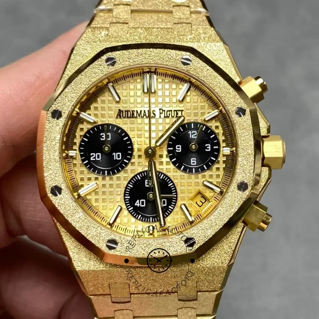 AP Royal Oak 26240BA.GG.1324BA.01 Special Edition 1:1 Clone Frosted Yellow Gold — view 1