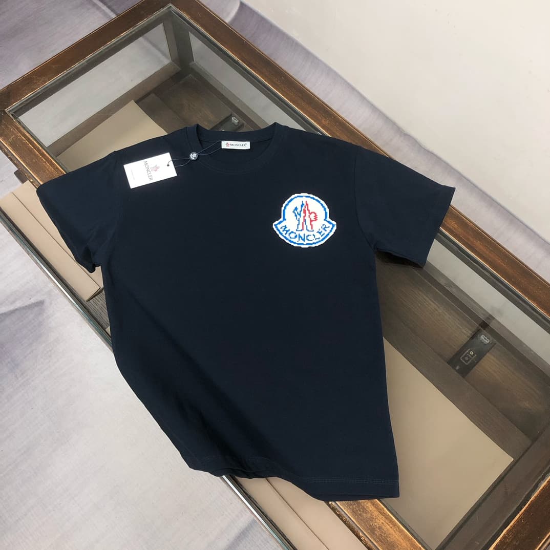 Logo T-Shirt — view 1