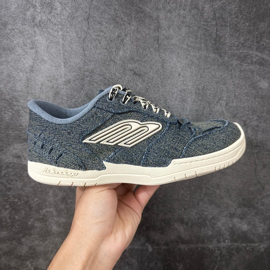 Hamptons Sneakers — view 1