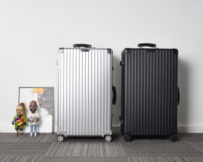 Classic 31-Inch Suitcase — view 1